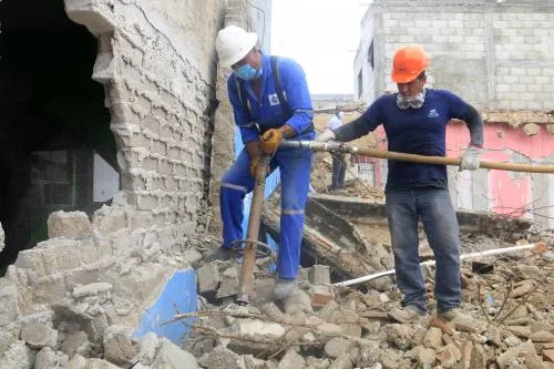 Tras los sismos de septiembre, habría recortes presupuestales