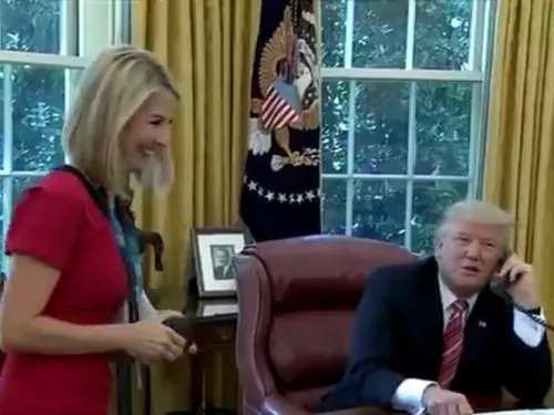 Trump coquetea con periodista… en llamada con ministro irlandés