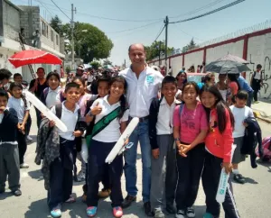 Educación con valores e integral: Ruiz Esparza