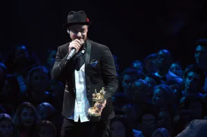 Justin Timberlake deja sembradas a Katy Perry y Lady Gaga en MTV Awards