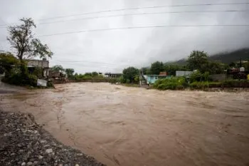 Aumentan a 24, las muertes por el huracán John; Oaxaca y Guerrero, los estados más afectados