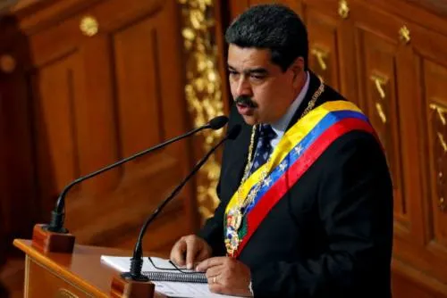 Maduro rompe relaciones con EU y da 72 horas a diplomáticos para abandonar Venezuela