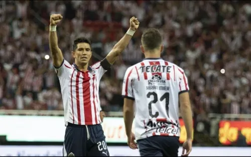 Asociación Civil reconoce acercamiento inicial para comprar Chivas