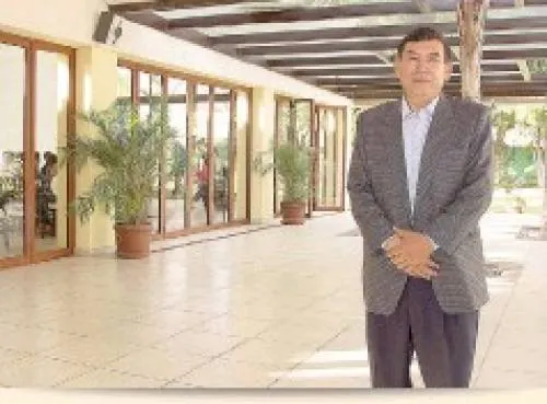 En Tehuacán, militantes de MORENA declinan a favor de Pedro Tepole