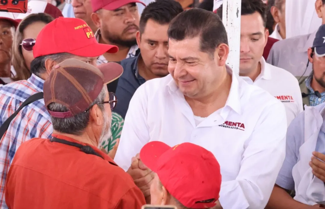 Atención médica a adultos mayores, refrenda el gobierno de transición