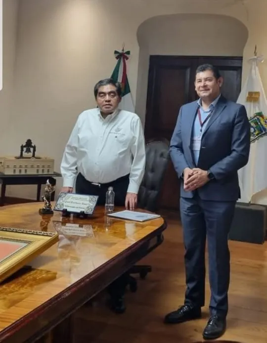Se reúnen Armenta y Barbosa en medio de destapes
