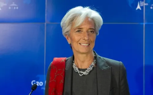 Lagarde deja temporalmente FMI; la nominan para presidir Banco Central Europeo