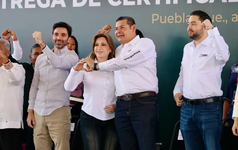 gob-pue-entrega-certificados-obra-comunitaria