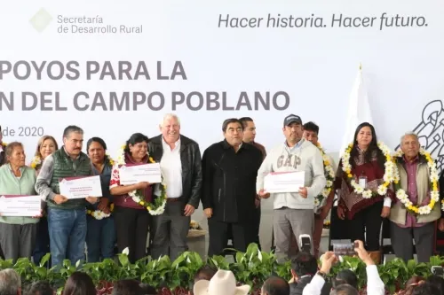 El campo de Puebla será la fábrica más exitosa de México: Barbosa