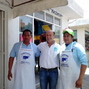Ruiz Esparza, en equipo con la gente del Distrito 11
