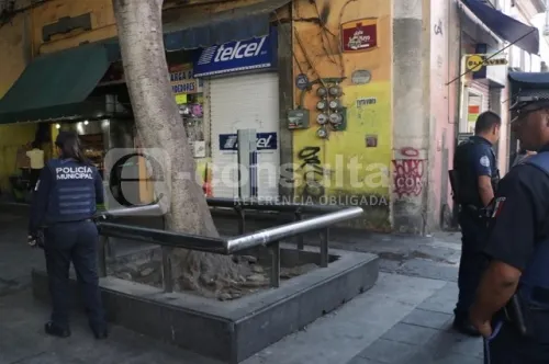 Asaltan negocio de celulares en el Centro Histórico de Puebla