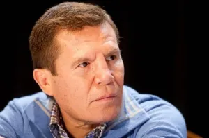 Niega Julio César Chávez vínculos con el narco; denunciará a periodista