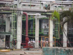 Van 27 muertos por explosión en Coatzacoalcos
