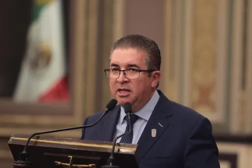Envían exhorto para que la SEP solicite solo trámites indispensables en periodo de inscripciones