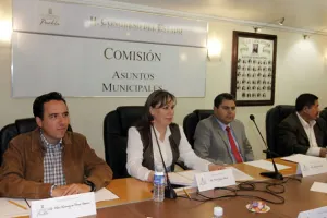 Acuerda líneas de acción Comisión de Asuntos Municipales