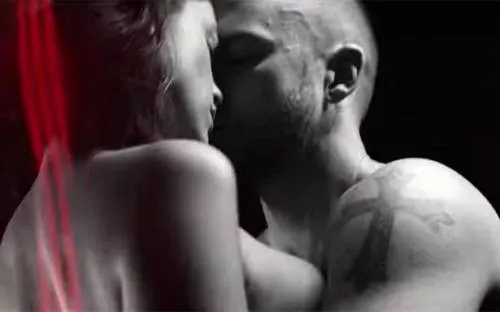 Justin Timberlake y Eiza González se desnudan en el nuevo video “Supplies”