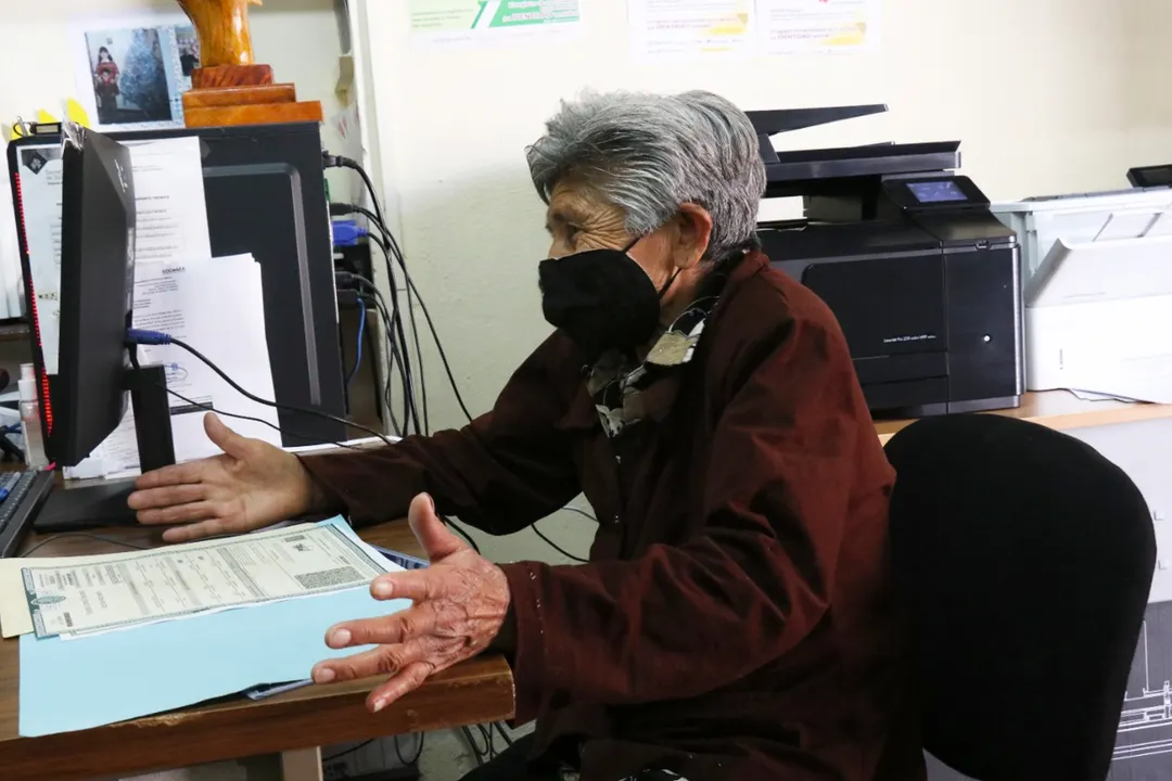 Beneficia Registro Civil del SEDIF a personas adultas mayores