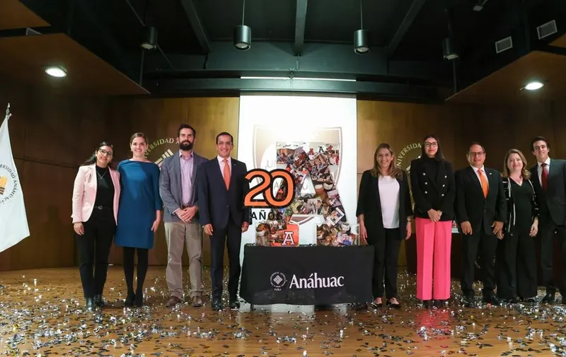 universidad-anahuac-puebla-20-aniversario