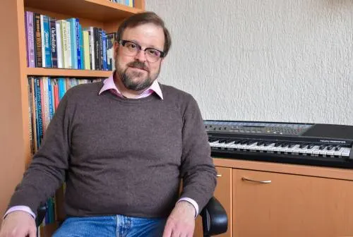Académico Udlap presenta obra musical en foro internacional