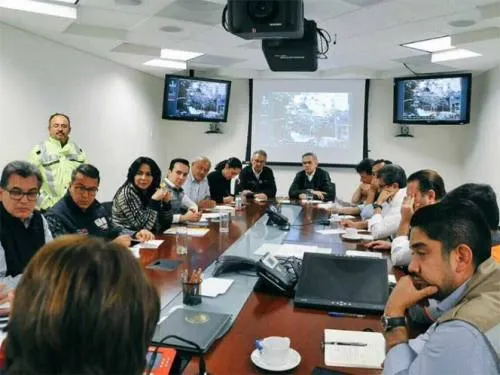 Aumenta a 165 el número de muertos en la CDMX por sismo de 7.1 grados