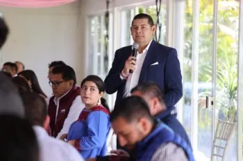 La educación es una prioridad, no una dádiva; apoyo total a las Universidades: Armenta