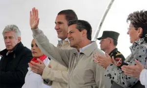 Publica RMV desplegados en 9 periódicos para agradecer a EPN