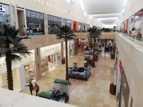 Se reactiva un sector de los centros comerciales de Puebla