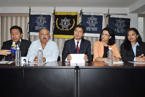 Aumentarán 10 por ciento salario de policías en Puebla
