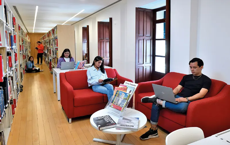 museo-amparo-biblioteca
