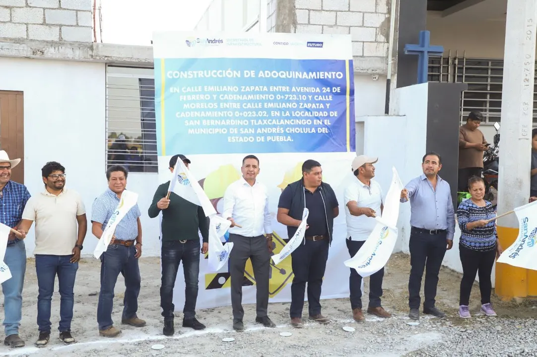 ADOQUINAMIENTO EN AVENIDAS DE SAN BERNARDINO TLAXCALANCINGO