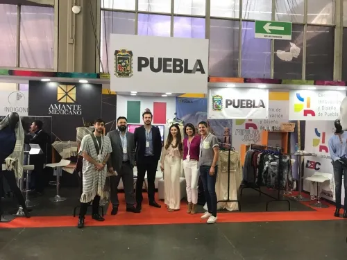 Secotrade promueve productos de diseñadores poblanos en semana de la moda en Colombia