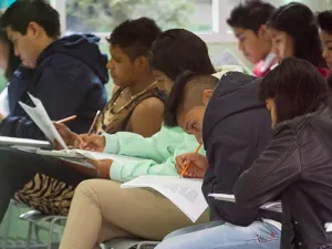 Alumnos de secundaria sacan nueve pero no saben nada de inglés: Mexicanos Primero