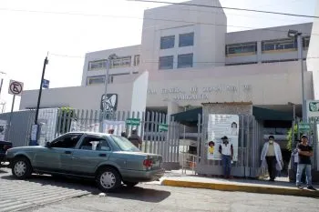 Exigen destitución de delegada del IMSS Puebla por desastre en el Hospital La Margarita