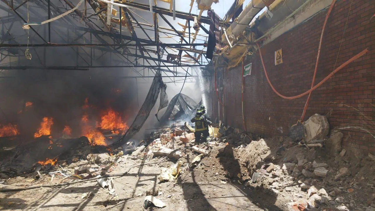 Incendio en Avenida Juárez