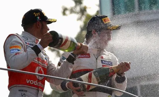 Checo Pérez sube al podio en GP de Italia