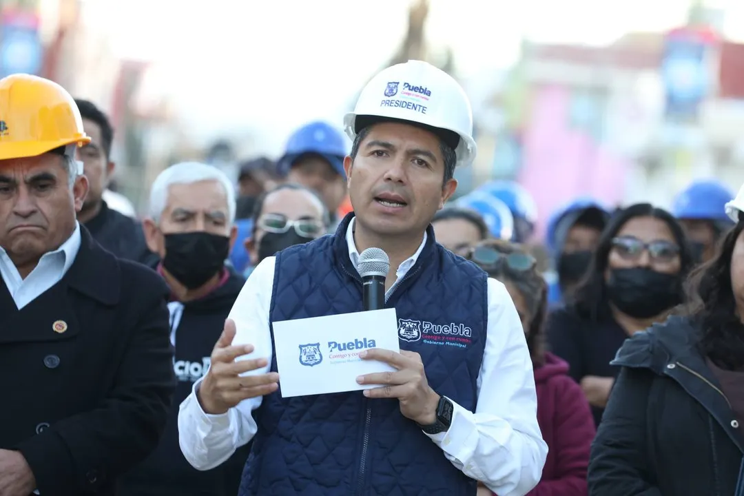 Por Buen Rumbo Obras De Drenaje Para Xochimehuacan Y Aparicio.