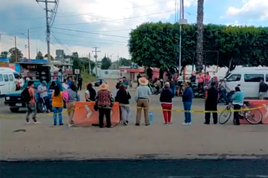 Bloqueo Bulevar Xicotencatl Texmelucan