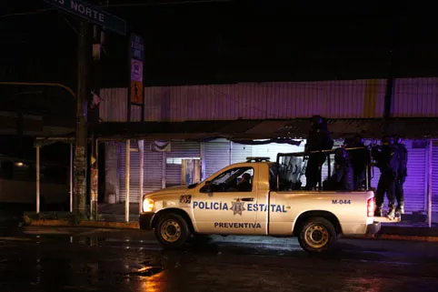 Decomisan piratería en el Mercado La Cuchilla