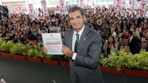 Rinde protesta Enrique Ochoa al frente del PRI nacional