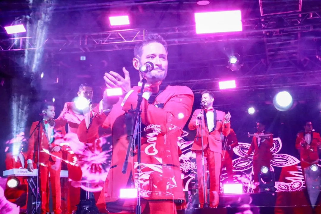 La Sonora Santanera puso a bailar a todos en la Feria de Atlixco 2024