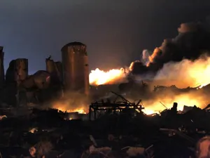 VIDEO: Mega explosión en Texas deja muerte y devastación
