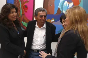 Quiroz ofrece reducir impuesto para personas físicas