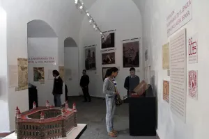 “La Enseñanza de la Lengua Latina en la Nueva España”, documentos originales y facsímiles
