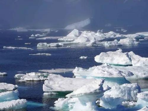 Groenlandia se derrite más rápido de lo esperado, alertan expertos