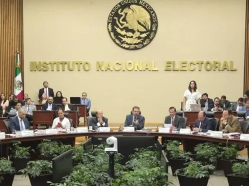 INE revisa cuentas de candidatos que participaron en elección