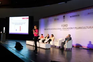 Participa Martha Érika Alonso en Foro de Educación y Pluriculturalidad