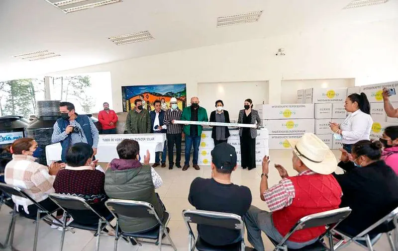 zacatlan-entrega-de-calentadores-solares