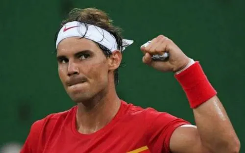 Rafa Nadal reaparece con derrota en Melbourne