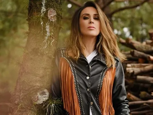 Así luce Jacky Bracamontes luego de las cirugías que se hizo
