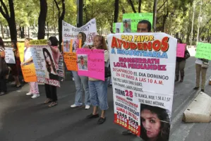 Encuentran siete cuerpos en fosa clandestina en el Estado de México